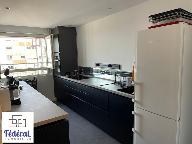 Appartement - 102 m² - 4 pièces