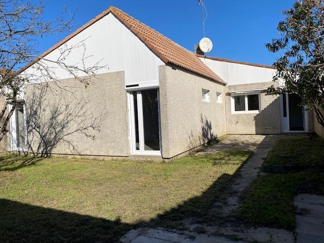 Maison - 102 m² - 4 pièces