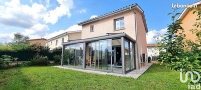 Maison - 110 m² - 4 pièces