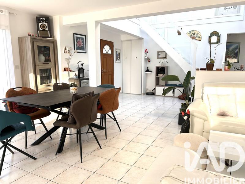 Maison - 156 m² - 7 pièces