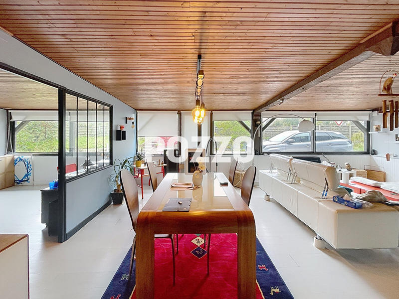 Maison - 218 m² - 7 pièces