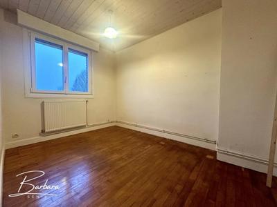 Maison - 74 m² - 5 pièces