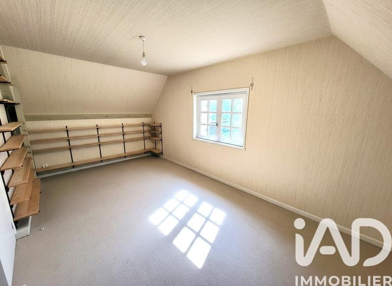 Maison - 250 m² - 9 pièces