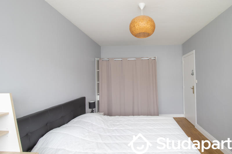 Chambre - 15 m² - 1 pièce