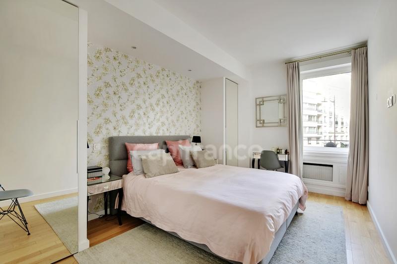 Appartement - 80 m² - 3 pièces