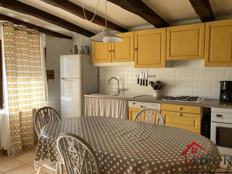 Propriété - 355 m² - 17 pièces