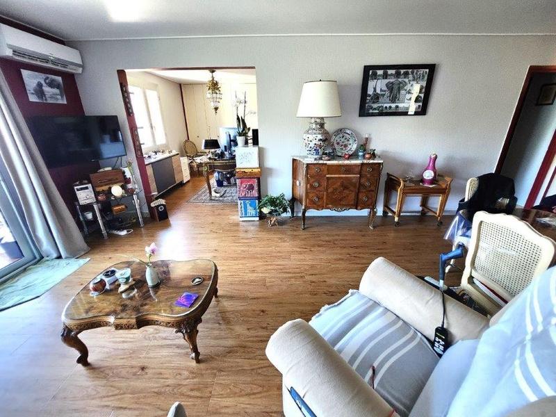 Appartement - 80 m² - 4 pièces