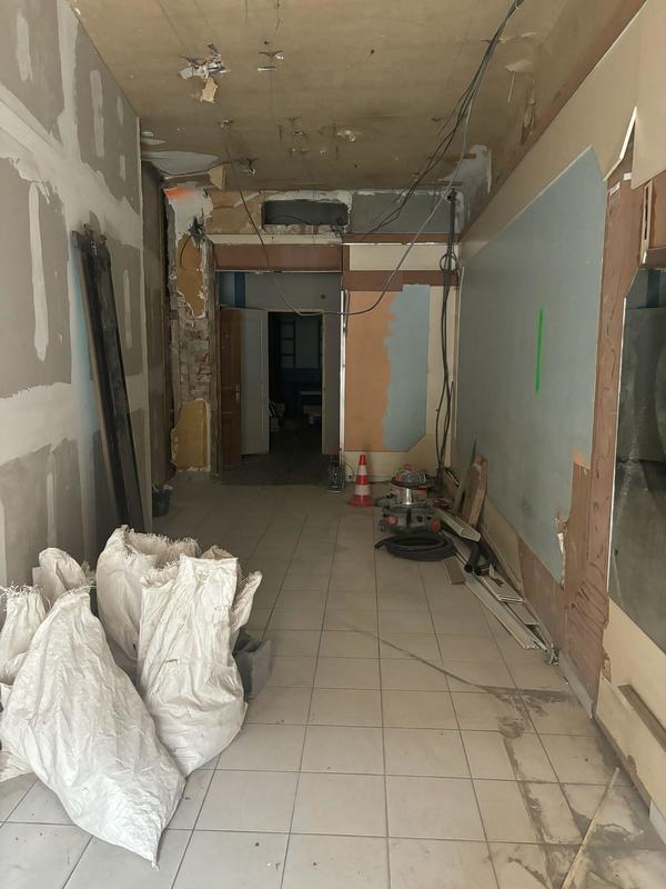 Local commercial - 180 m²