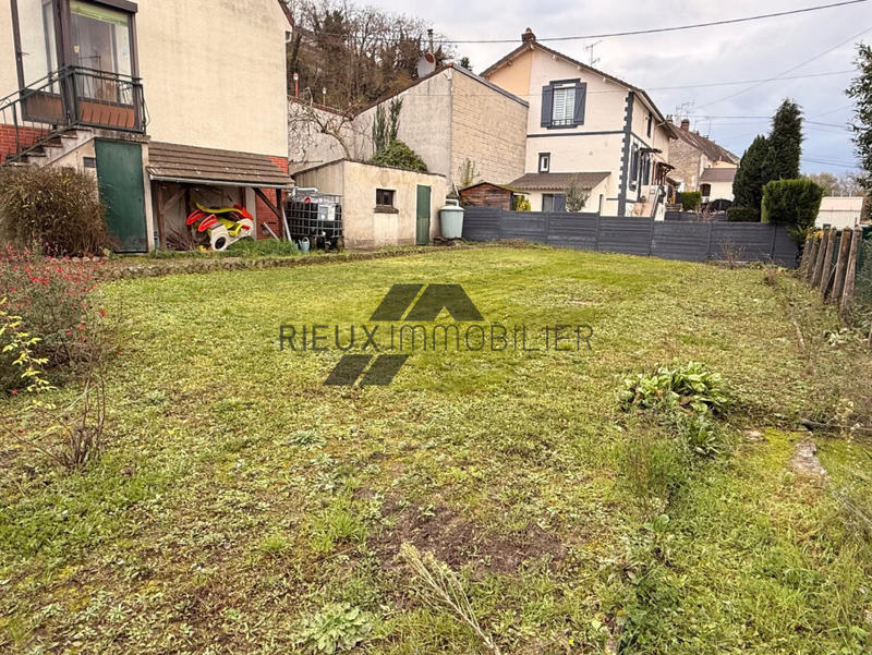 Propriété - 95 m² - 5 pièces