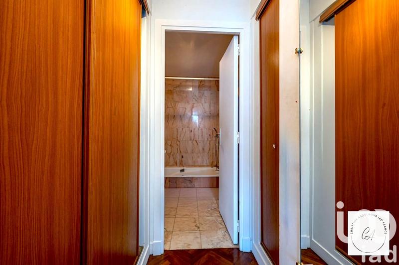 Duplex - 218 m² - 7 pièces