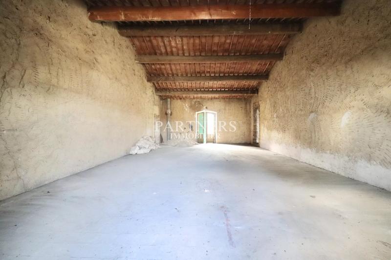 Appartement - 205 m² - 9 pièces