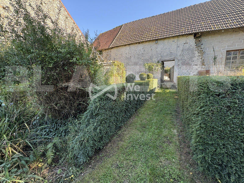 Maison - 235 m² - 9 pièces