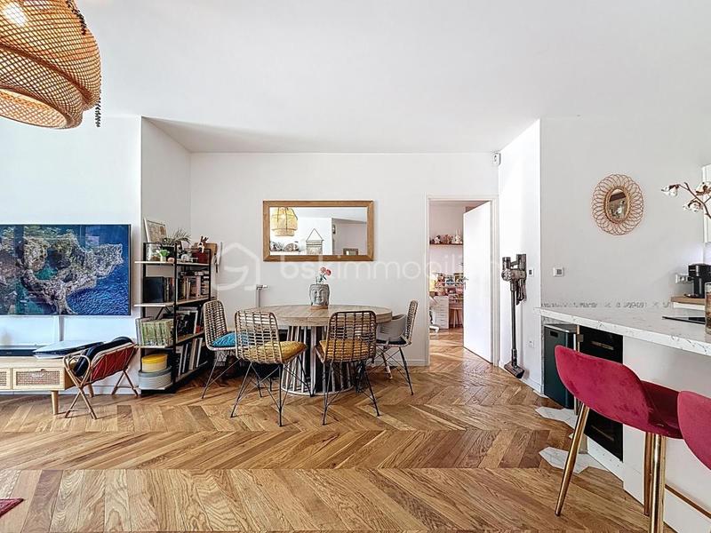 Appartement - 70 m² - 3 pièces