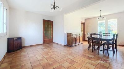 Maison - 124 m² - 6 pièces