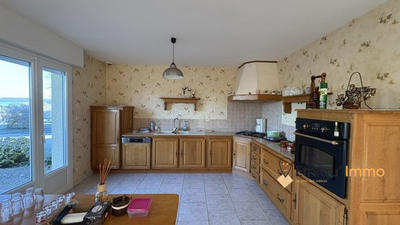 Maison - 90 m² - 4 pièces