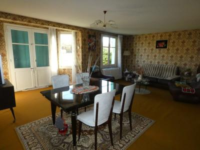 Maison - 89 m² - 4 pièces