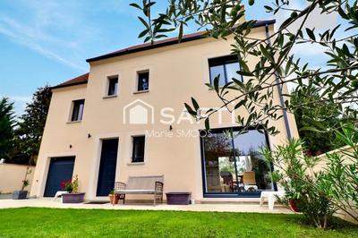 Maison - 157 m² - 7 pièces