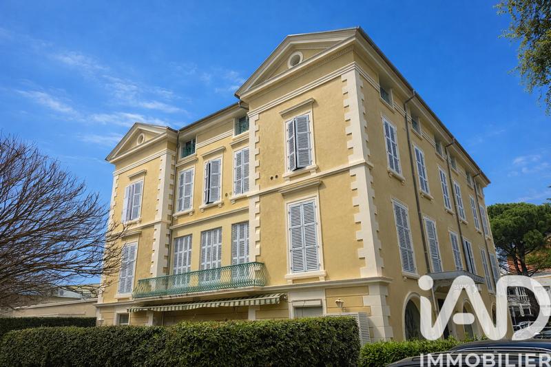 Appartement - 94 m² - 3 pièces