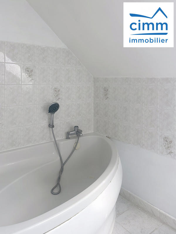 Maison - 101 m² - 6 pièces