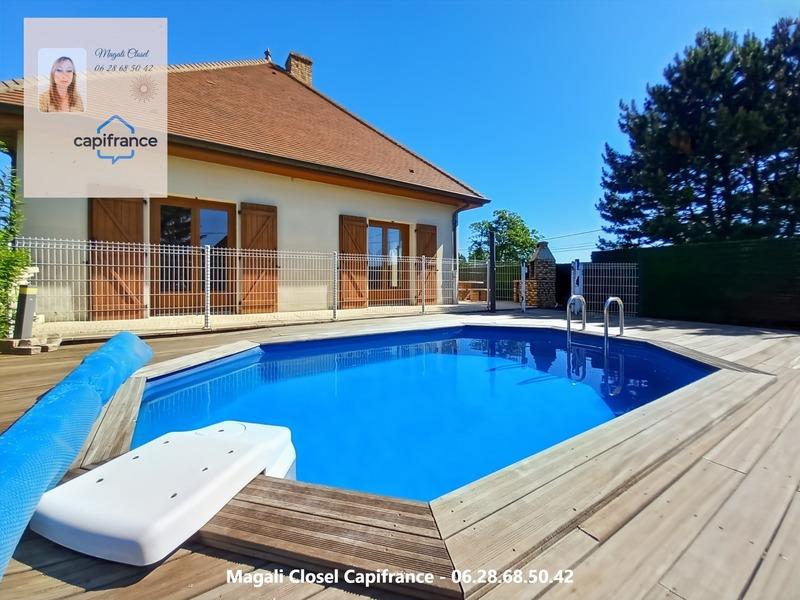 Maison - 216 m² - 9 pièces