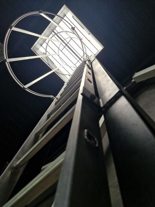 Local d'activités - 122 m²