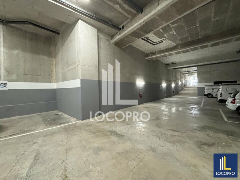 Local d'activité / Entrepôt - 40 m²