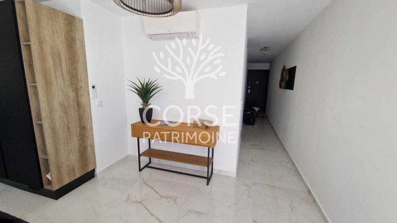 Appartement - 93 m² - 4 pièces