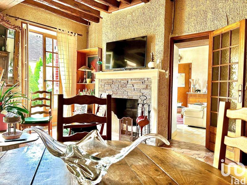 Maison - 215 m² - 7 pièces