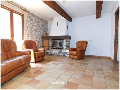 Maison - 89 m² - 4 pièces