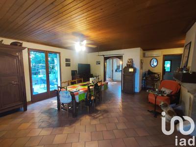 Maison - 99 m² - 6 pièces