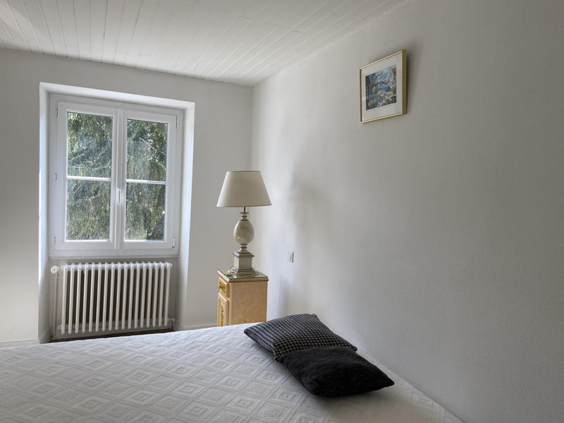 Propriété - 1 200 m² - 20 pièces