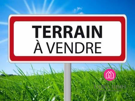 Terrain - 1 300 m²