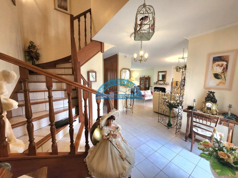 Maison - 141 m² - 7 pièces