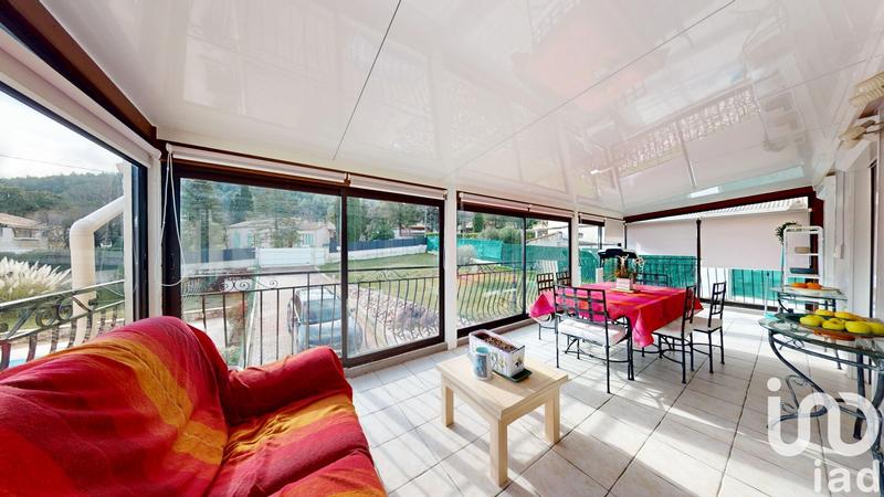 Maison - 190 m² - 7 pièces