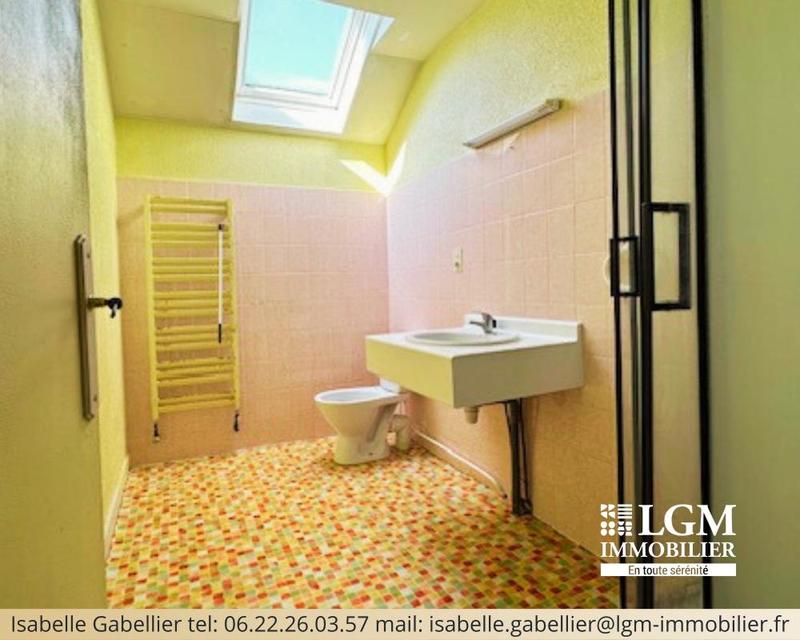 Maison en pierre - 102 m² - 4 pièces