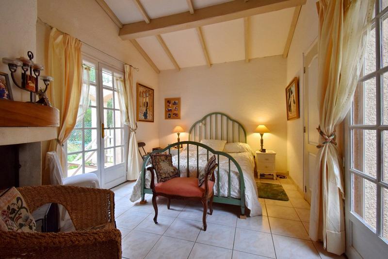 Maison - 195 m² - 7 pièces