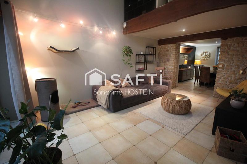 Maison - 284 m² - 10 pièces