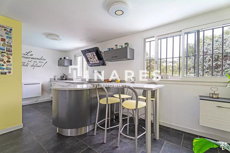 Maison - 150 m² - 5 pièces