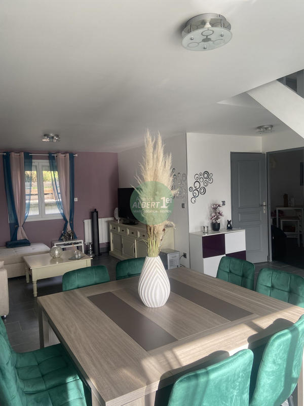 Maison - 105 m² - 6 pièces