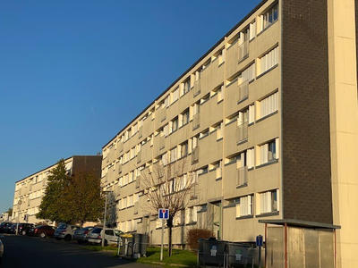 Appartement - 93 m² - 5 pièces