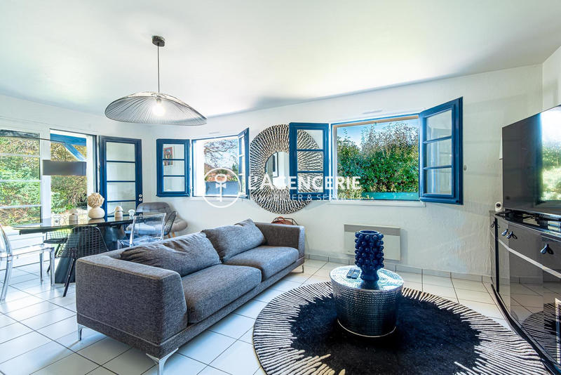 Maison - 137 m² - 5 pièces