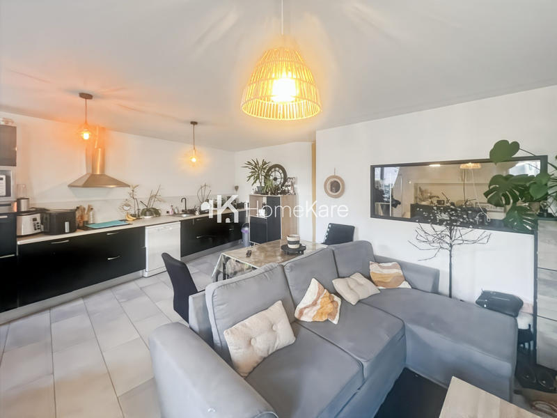 Maison - 100 m² - 6 pièces