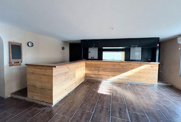 Divers - 130 m² - 3 pièces