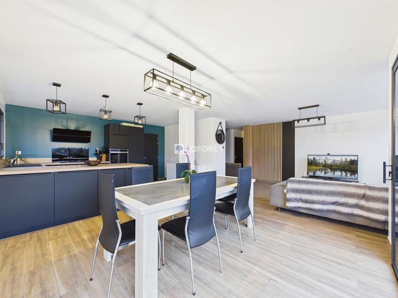 Maison - 112 m² - 6 pièces