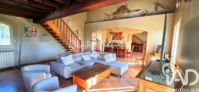 Maison - 186 m² - 7 pièces