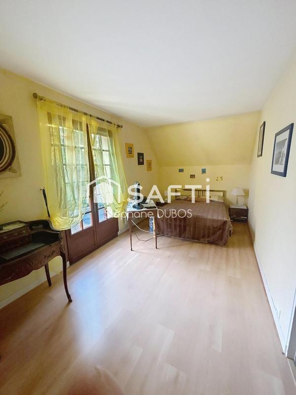 Maison - 156 m² - 7 pièces