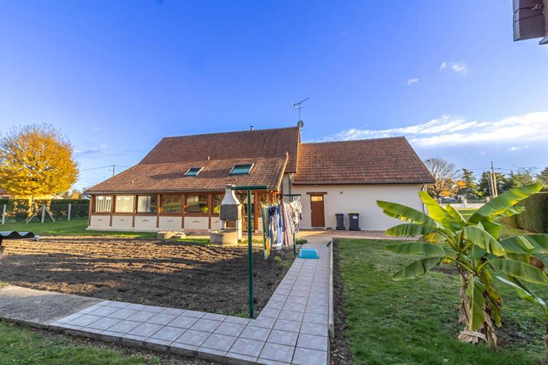 Maison - 137 m² - 6 pièces