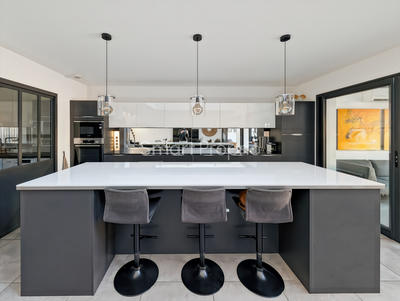 Maison - 190 m² - 6 pièces