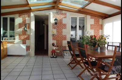 Maison - 200 m² - 10 pièces