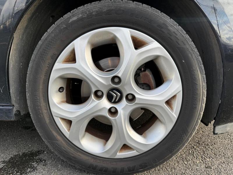 Citroën C3 1.2 Vti 82 Ch Bva5 Exclusive Garantie 12 Mois / Reprise Possible